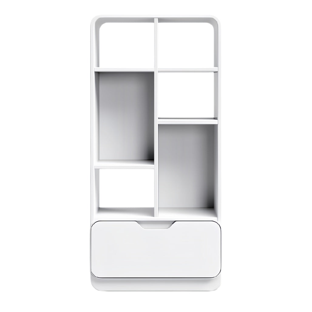**Moderne witte boekenplank met meerdere nissen**