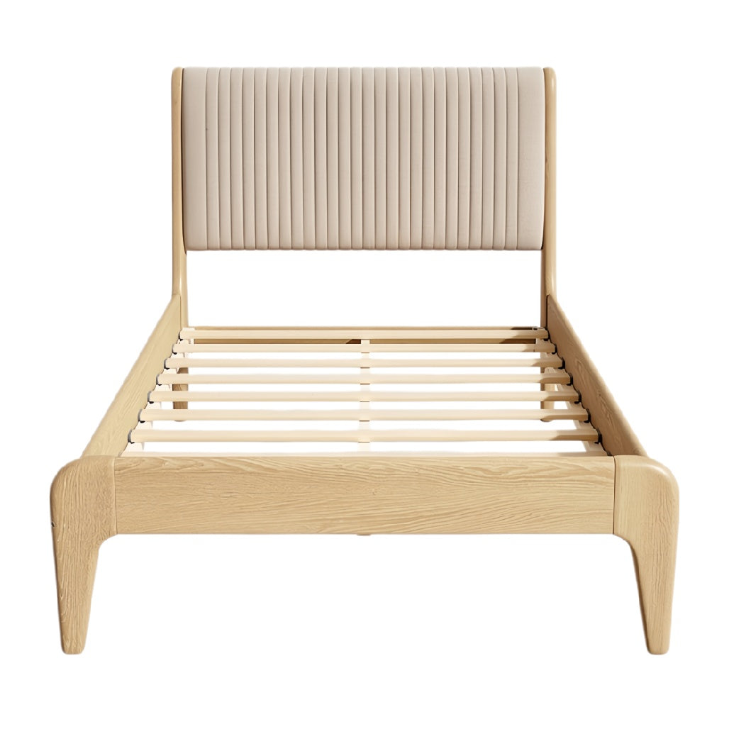 **Technische titel in het Nederlands: Moderne houten bed met gestreepte hoofdbord**